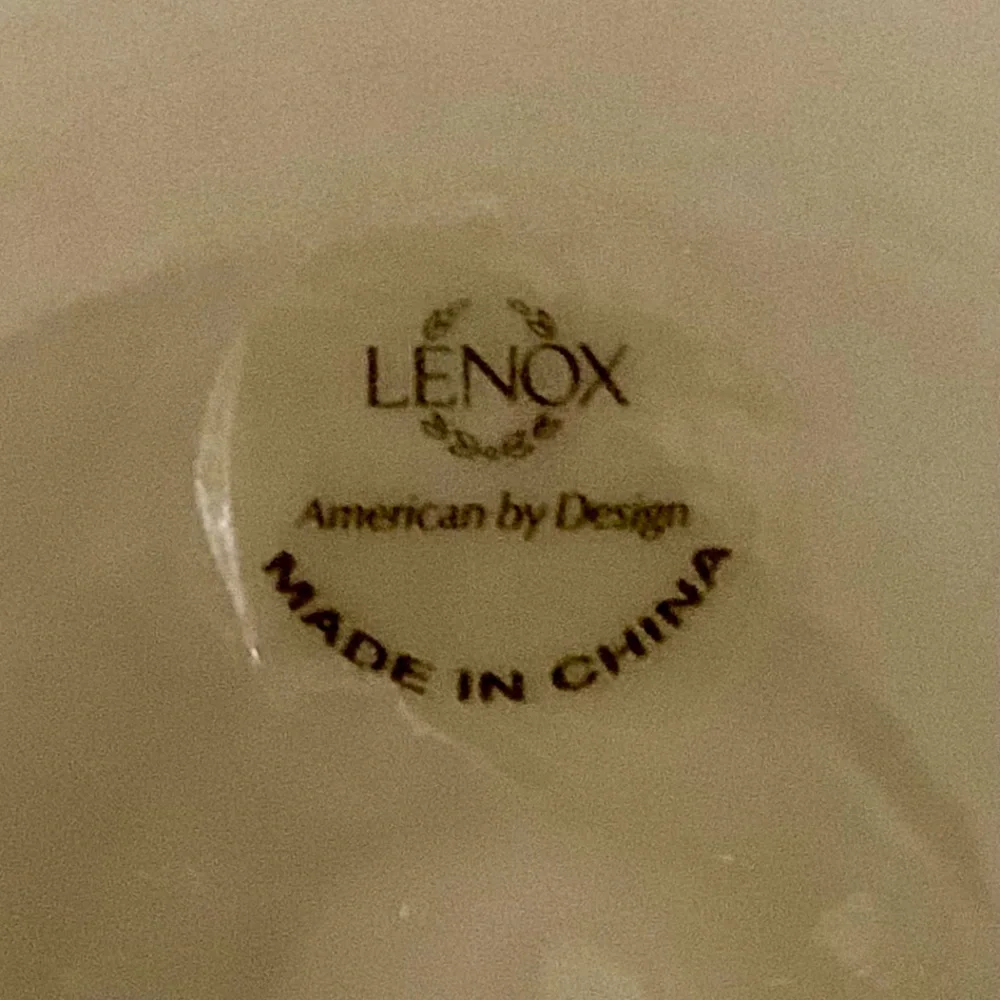 Lenox America by Design 5” Frosted Soft Gray Milk Glass Vase